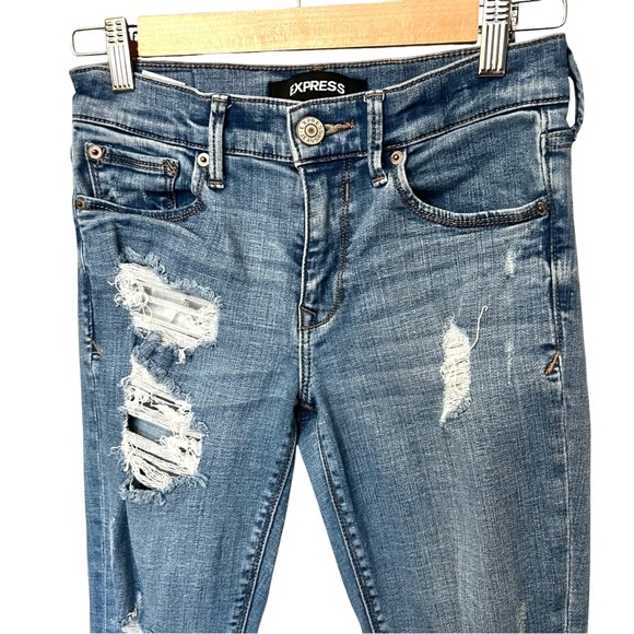 Express Stretch Distressed Ankle Jeans Size 2 - Picture 3 of 11